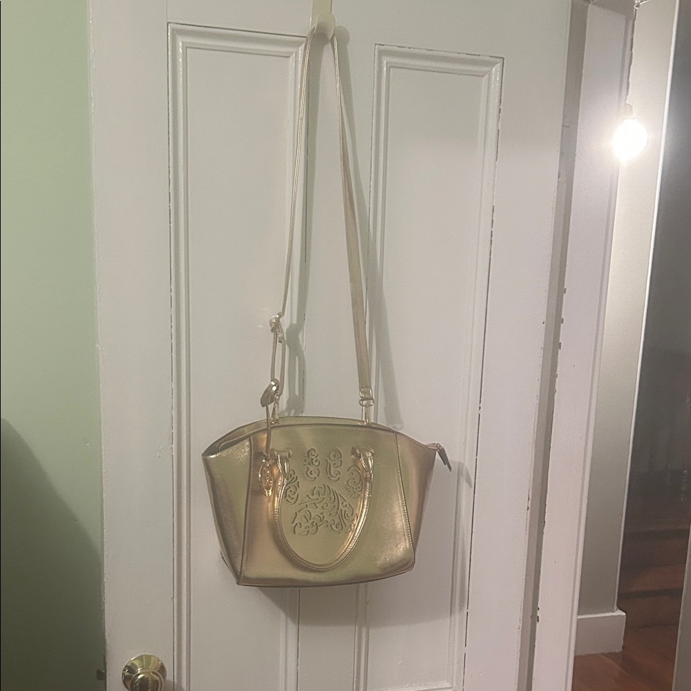 Elegant Gold Handbag